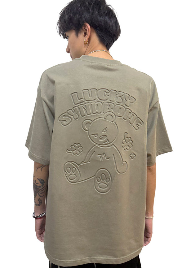 WATER-RESISTANCE: OVERSIZED 3D LUCKY SYNDROME HAUGHTY BEAR COTTON JERSEY TSHIRT (KHAKI)